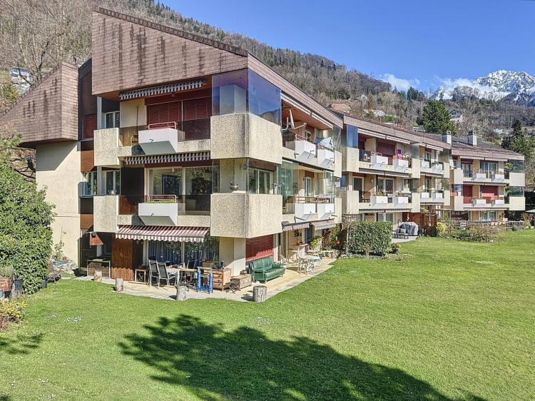 Geräumige 4.5-Zimmer-Wohnung mit atemberaubender Aussicht auf den See und die Alpen!
