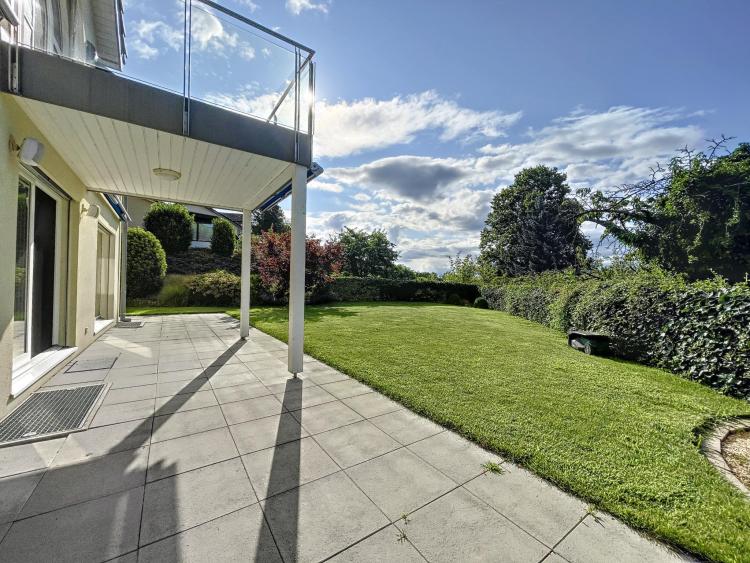 Villa mit unabhängigem Studio