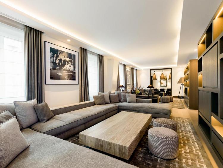 Luxuriöses und elegantes Duplex-Penthouse