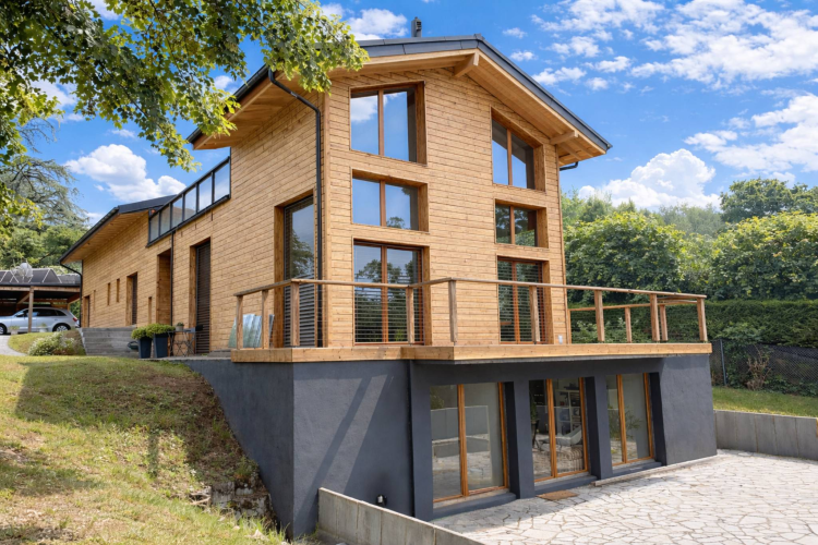 Freistehende Villa mit Minergie-Label 