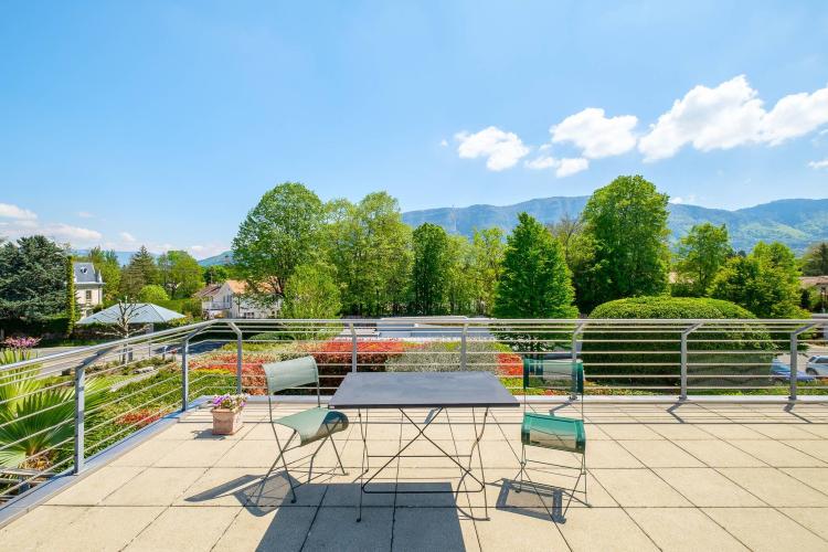Wunderschönes Loft mit Terrassen und Garten