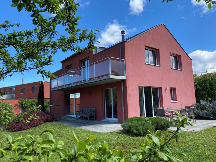 Geräumige Minergie-Villa mit 7,5 Zimmern