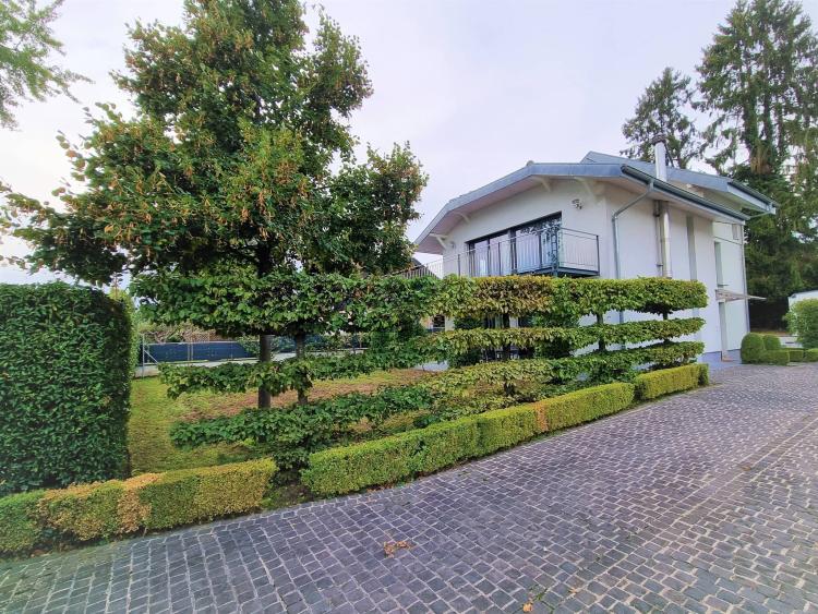 6d6AU_kaban-bien-5141527.jpg