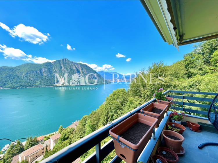 Campione d'Italia: 3,5-Zimmer-Penthouse mit Terrasse mit Seeblick