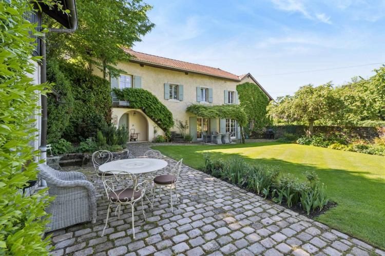 Beautiful village house in an idyllic setting with complete peace and quiet