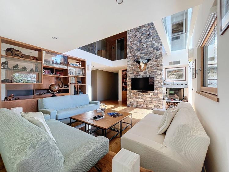 SOLE AGENT - Magnificent chalet in a bucolic setting