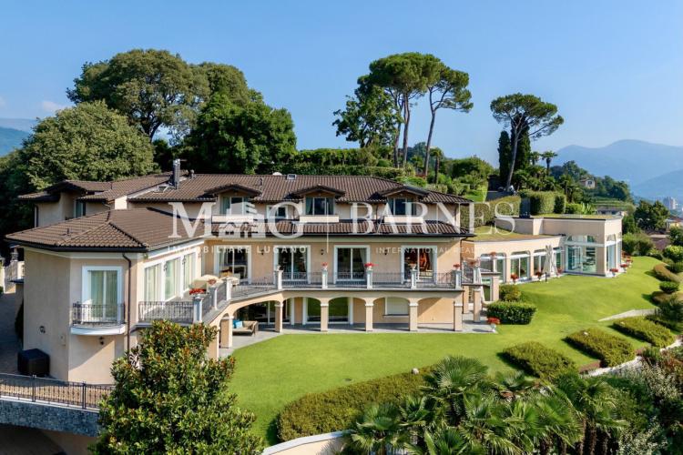 Lugano: Luxuriöse Villa mit Seesicht und Poolhaus, 18 Zimmer