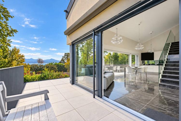 Charmante Maisonette-Wohnung mit Blick auf den Genfersee