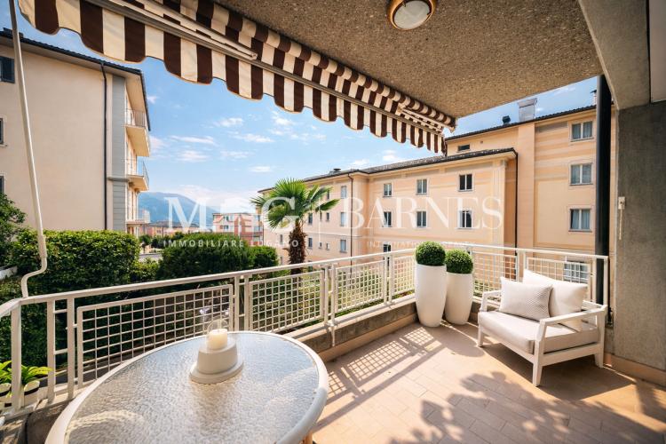 Lugano Cassarate: 4,5-Zimmer-Wohnung in flacher Lage