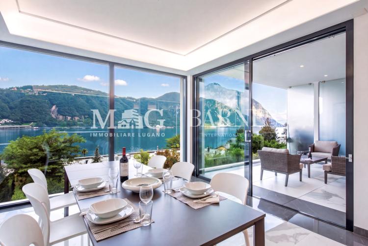 Bissone: 3,5-Zimmer-Wohnung mit Seeblick und Terrasse