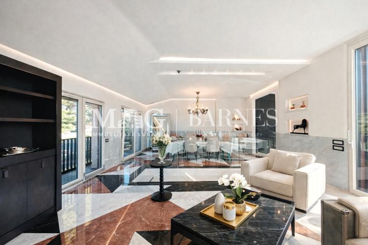 Charmantes und elegantes Duplex in einer absolut prestigeträchtigen Um