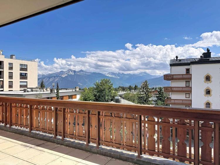 SELTEN – Im Herzen des Resorts: brandneues 4,5-Zimmer-Apartment mit Aussicht