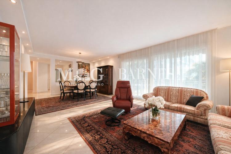 Lugano Cassarate: 4,5-Zimmer-Wohnung in flacher Lage