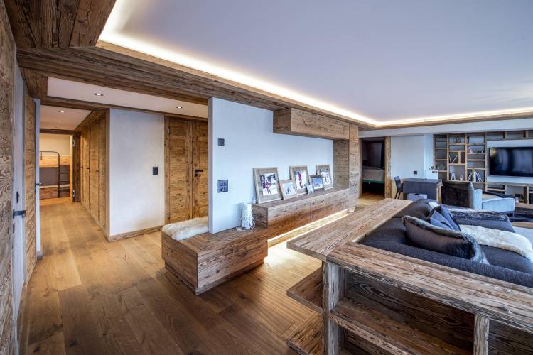 Hervorragende, komplett renovierte Wohnung