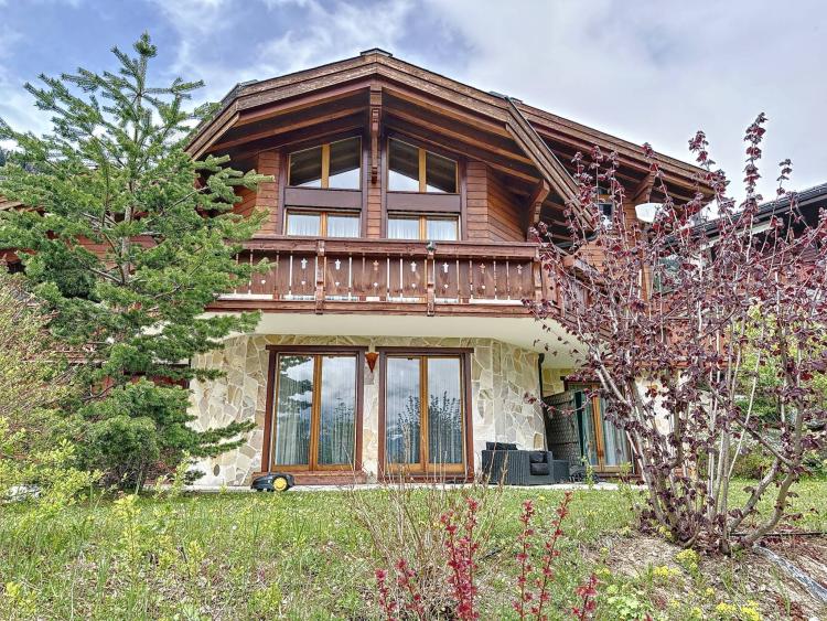 Wunderschönes Chalet, nur einen Steinwurf vom Zentrum des Ferienortes Anzère entfernt
