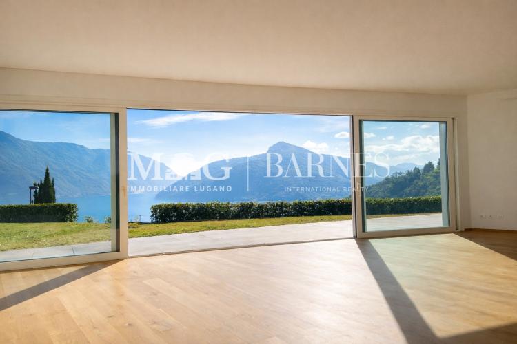 Lugano, Carona: 4.5-Zimmer-Wohnung mit Garten und Seesicht
