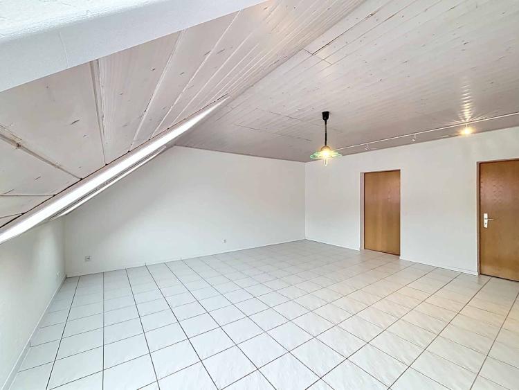 Großzügige 5-Zimmer-Wohnung im Herzen von La Chaux-de-Fonds