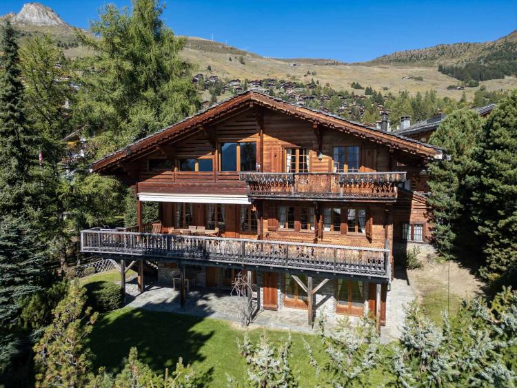 Prächtiges Chalet in Les Esserts – 6 Schlafzimmer