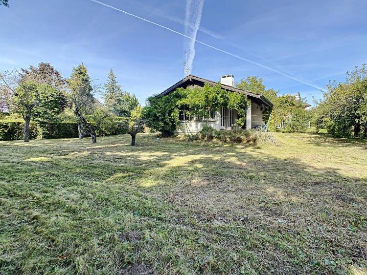 Charmantes einstöckiges Haus zum Renovieren