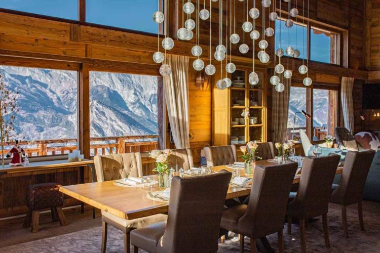 Modernes Chalet mit atemberaubendem Bergblick