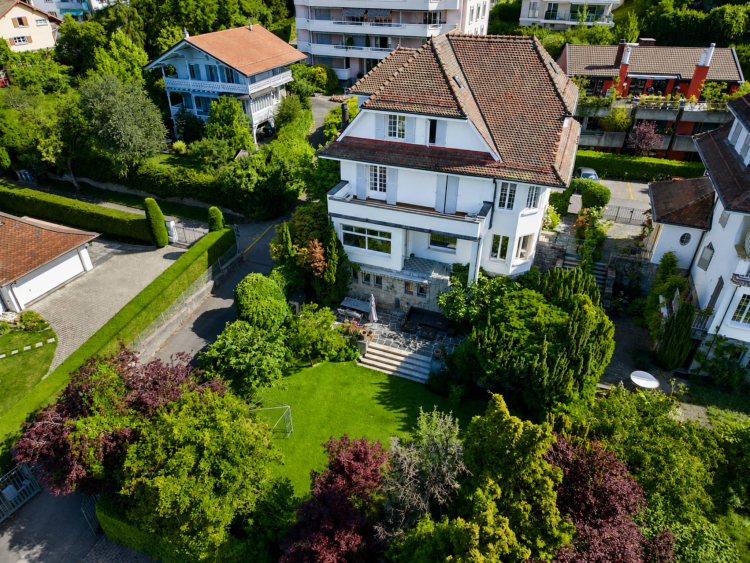 Privatvilla mit 9 Zimmern  