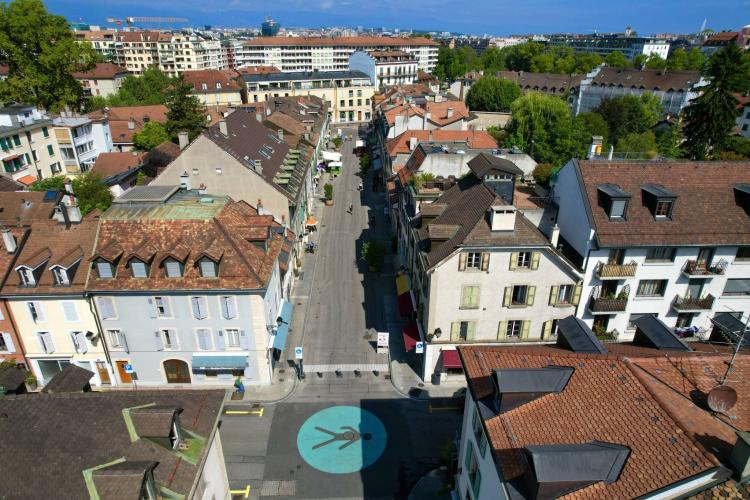 Carouge Zweizimmerwohnung mit 2 Zimmern und Balkon