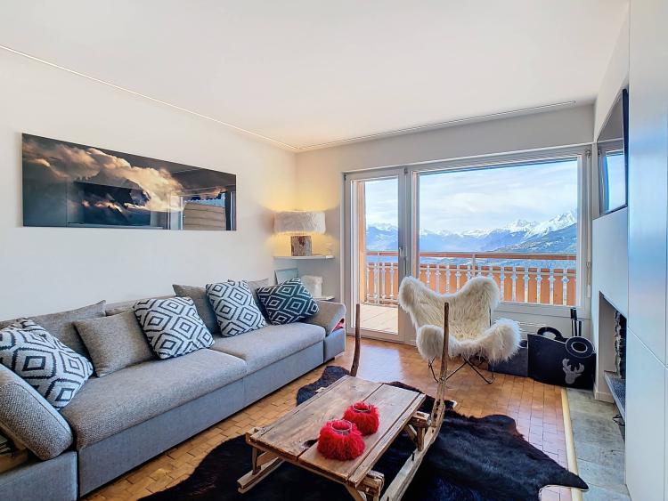 JSElw_kaban-bien-5174114-6acfab7220abc.jpg