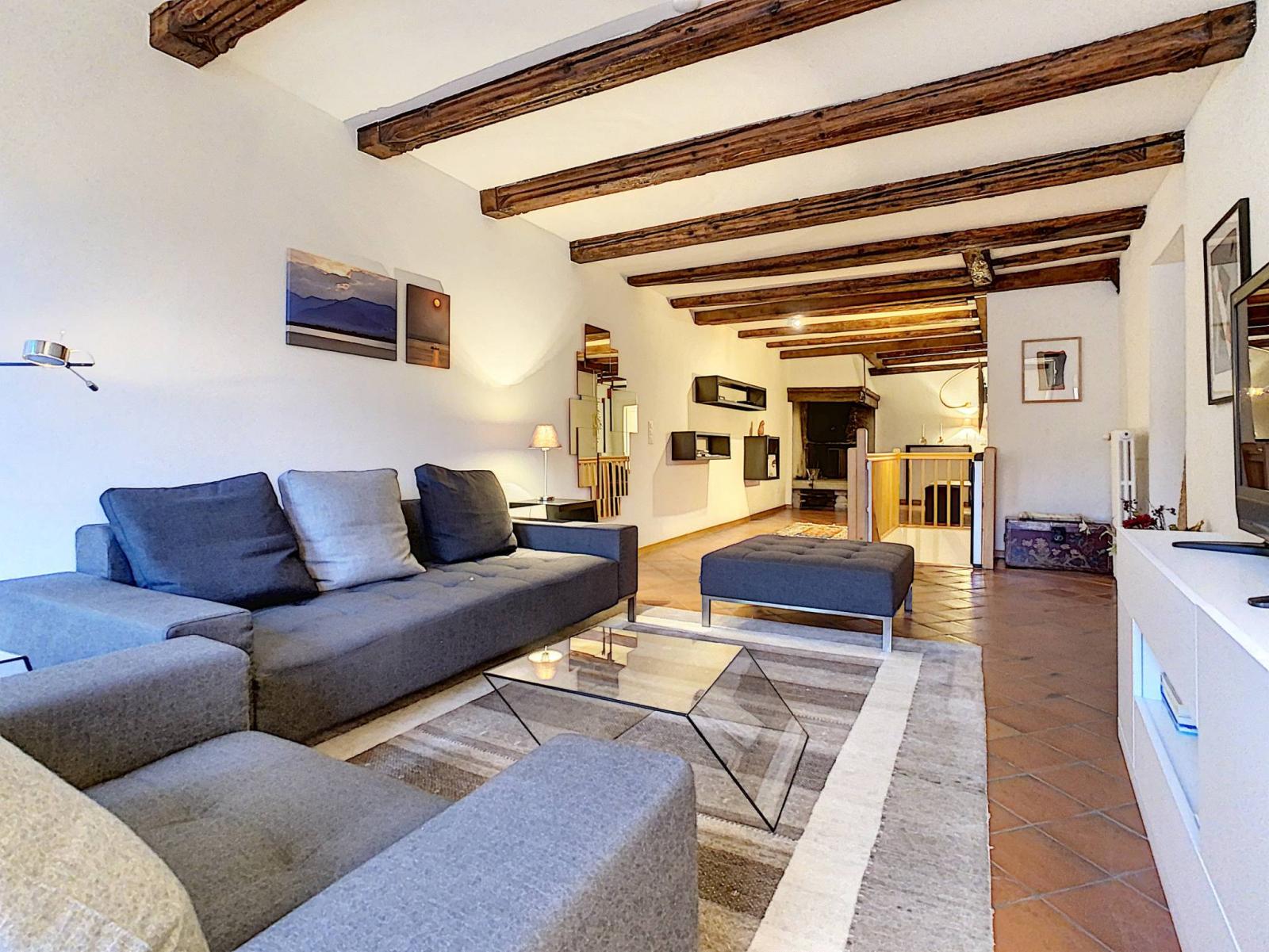 Bourg Apartment – Am Ufer des Sees