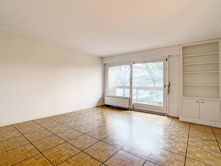 Schöne 3-Zimmer-Wohnung in einer Luxusresidenz