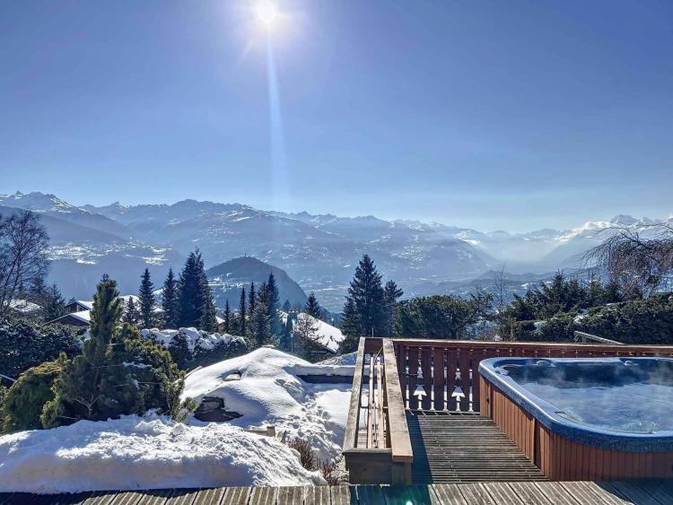 SOLE AGENT - Magnificent chalet with panoramic view of the Rhone valley and the Alps