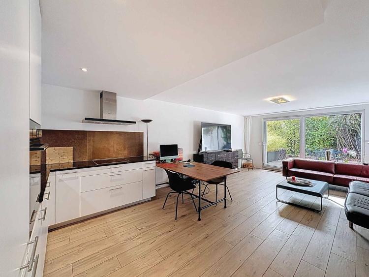 Charmante, moderne und helle 2,5 Zimmerwohnung