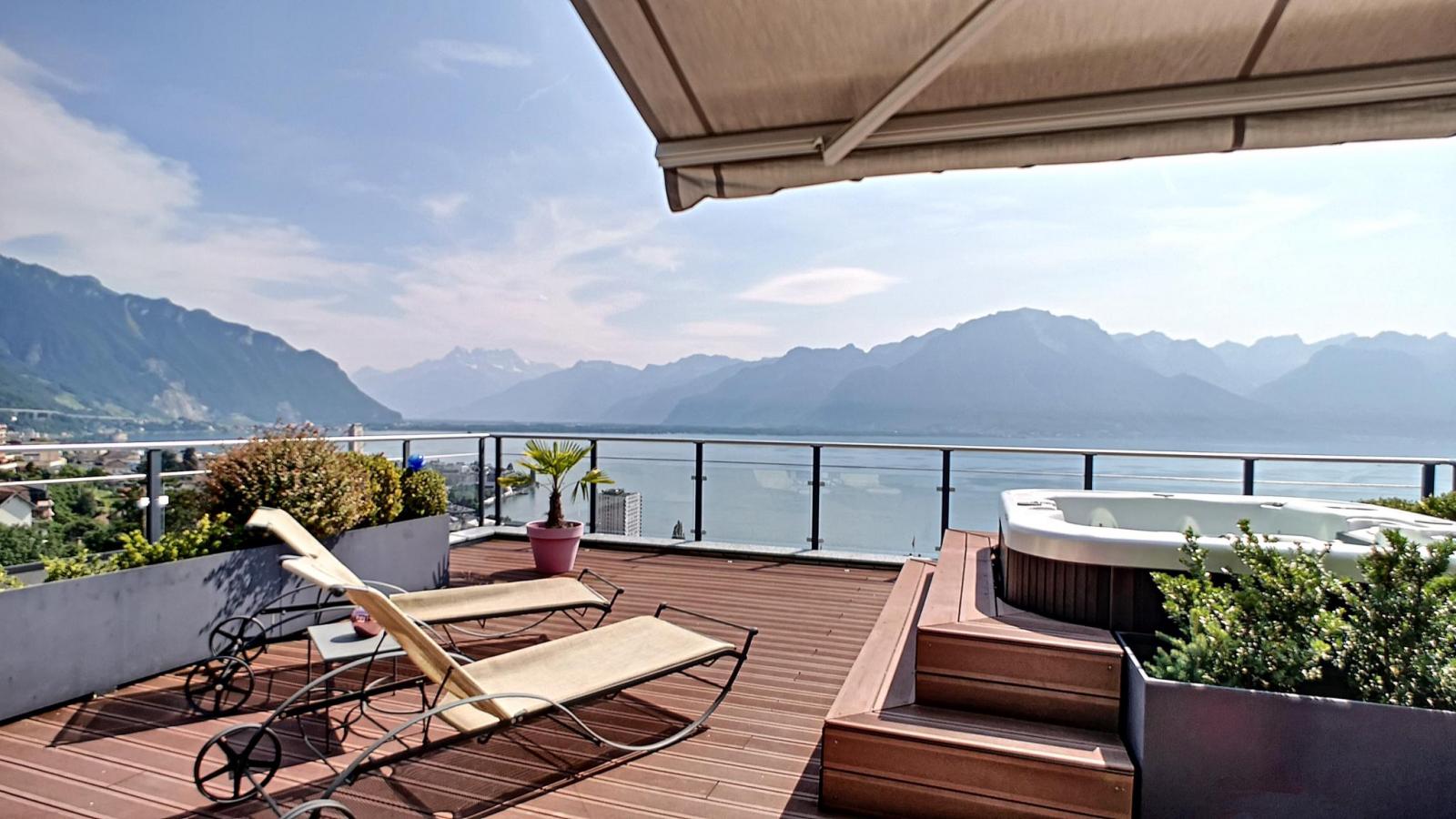 Montreux - Hervorragendes Penthouse von 4,5 Zimmern mit zwei Terrassen und atemberaubendem Blick auf den See