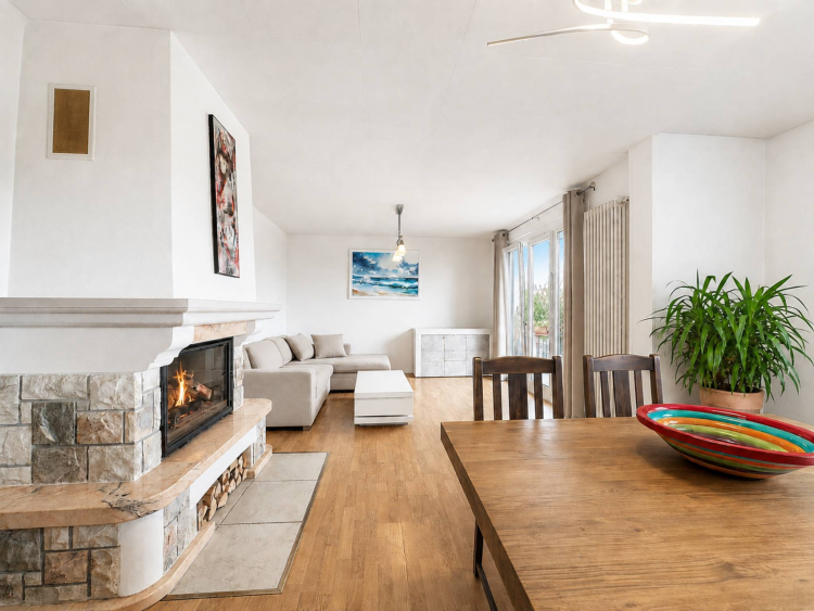 5,5-Zimmer-Maisonette-Wohnung mit Seeblick