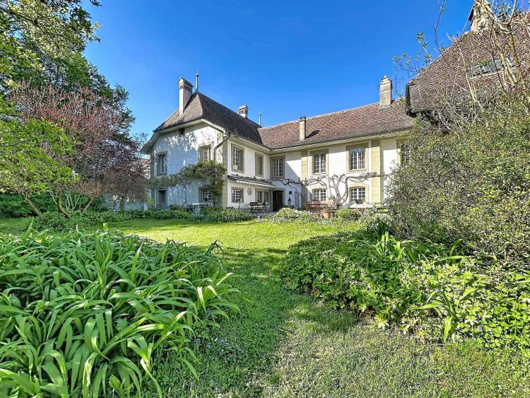 Eine Zeitreise in das Herz eines historischen Anwesens!