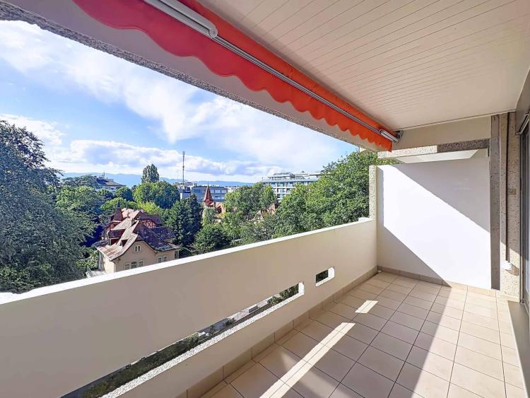 Exklusiv! 4-Zimmer-Wohnung mit Loggia