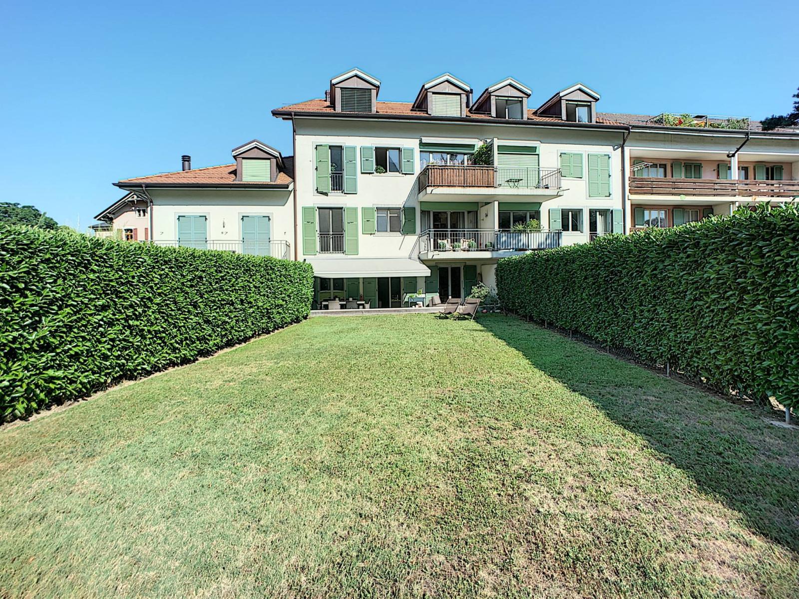 Herrliche Duplex-Kreuzung