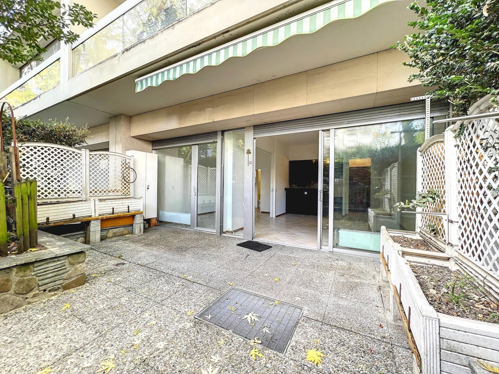 Ausschließlich! Erdgeschoss mit 3 Zimmern und Terrasse