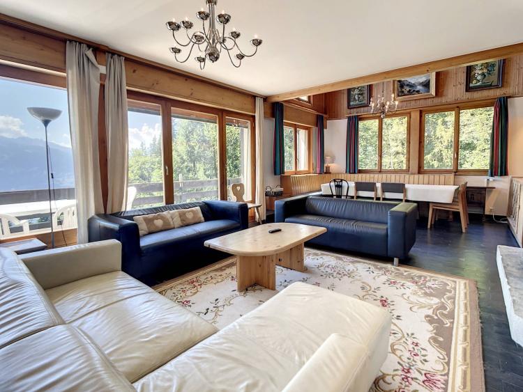 Traditionelles Chalet, nur einen Steinwurf vom Zentrum des Ferienortes entfernt