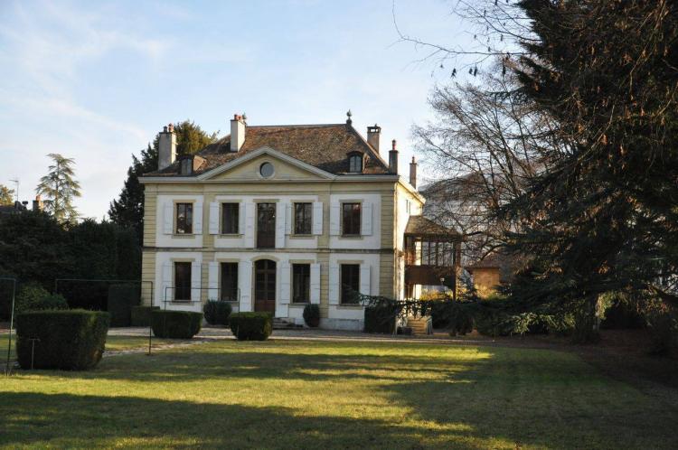 PRÄCHTIGE VILLA