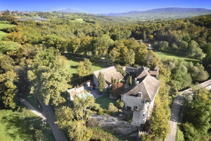 UeCfh_chateau_de_chatel_usinens_051022_hd_12_petit_.jpg