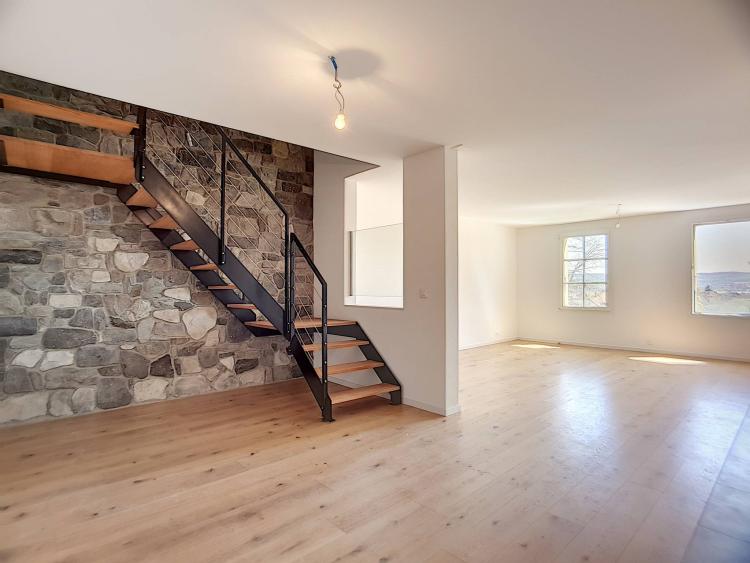 Grundstück 2 – Wunderschönes neues Duplex mit 4,5 Zimmern und Gemüsegarten