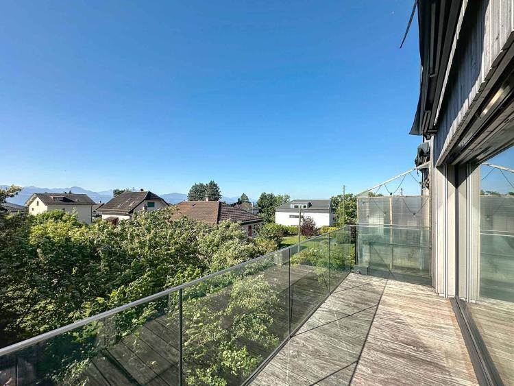 55 m² große Wohnung mit Mezzanine und 2 Balkonen