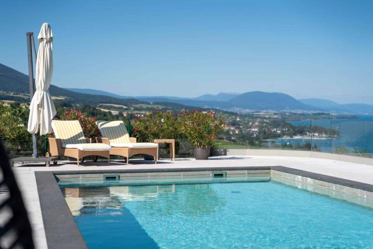 Außergewöhnliche 6,5-Zimmer-Residenz mit Swimmingpool