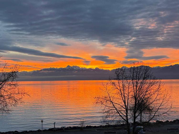 Exklusives Penthouse der Extraklasse mit Panoramablick auf den Genfersee